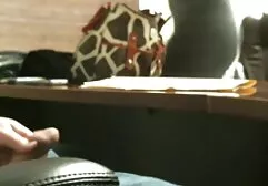 The producer fucks một trẻ tóc đỏ gà anh sec gai xinh con trên một pseudo-casting