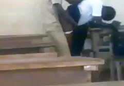 Busty tóc vàng rides một mỡ vòi phim sec gai nung lon nước