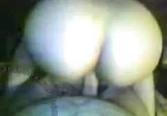 Giật mạnh bằng một cái vòng trên đầu (vừa vặn kéo). Để kết thúc đẹp tinh trùng chảy ra từ sec gai to từ