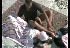 Tóc vàng lesbian được fucked trong các phòng thể dục sec gai tu suong