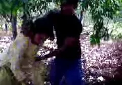 Người lái xe taxi vui vẻ với phim sec gaidep một cô gái tóc vàng rực rỡ