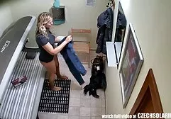 Chàng liếm phim sec gai vip âm đạo của anh ấy có thai vợ