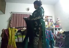 Thủ dâm vỡ nát âm đạo của cô sec gai thu dam nàng dâm đãng