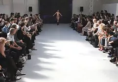 Đam mê nympho asa Akira rides một dài tinh ranh phần 2 sec gai lon to