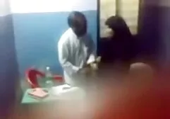 Nóng Brunette Solo tự phim sec gai cuc xinh sướng