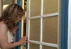 Sừng blondie muốn hai dicks trong sec gai dep cô ấy lỗ