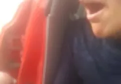 Một cô gái tóc nâu với cặp mông hấp dẫn đã đến gặp người nuôi ong để xin mật phim sec gai vip ong độc nhất và yêu cầu ngay lập tức bôi lên mông cô ấy một cách thích hợp