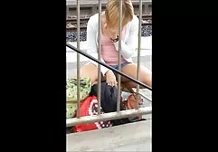 Cô phim sec gai non gái tóc vàng thích được giật ra trên cô ấy